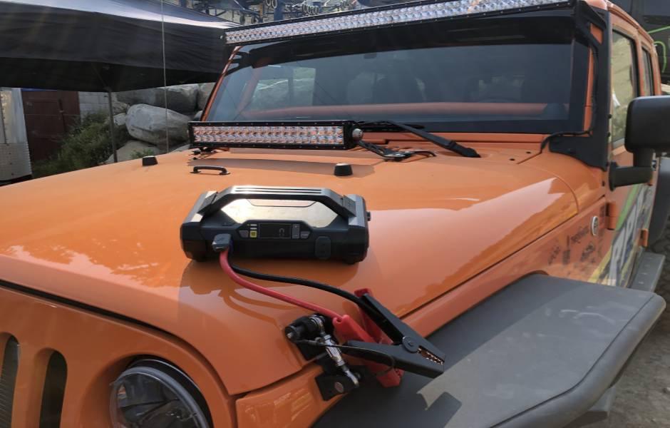 Lithium-ion Batteries Jump Starter vs Acid Batteries Jump Starter