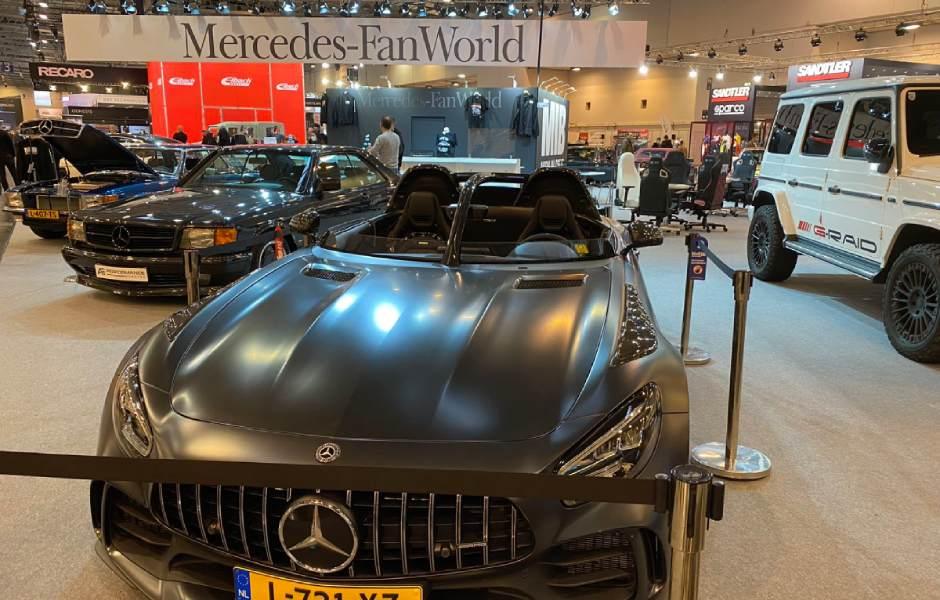Jump start a Mercedes-AMG GT R Speedlegend at Essen Motor Show with Lokithor JA301 - Lokithorshop